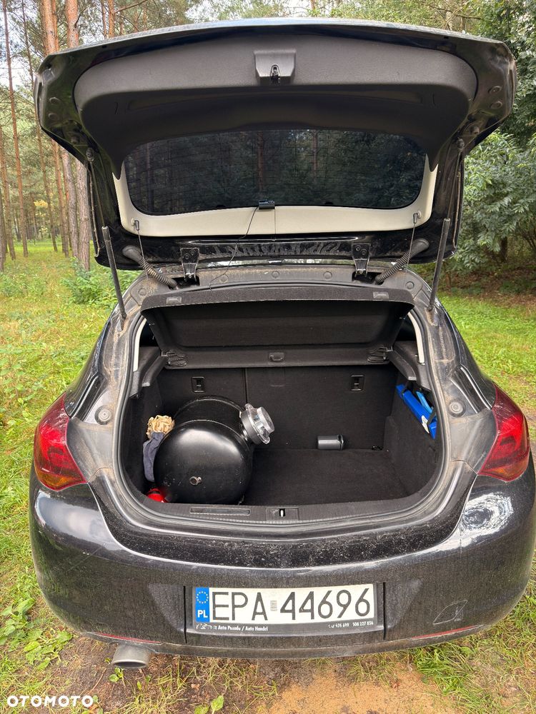 Opel Astra - 4