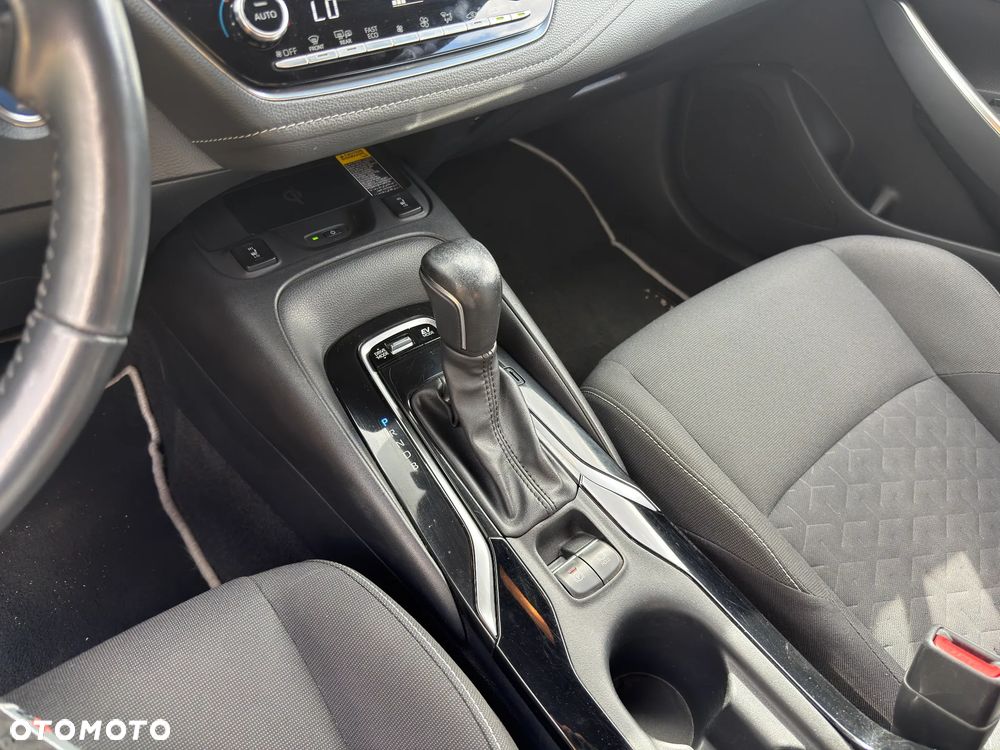 Toyota Corolla 1.8 Hybrid Comfort - 16