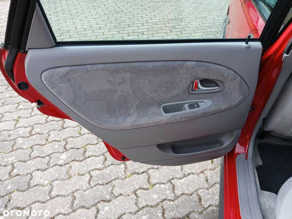 Volvo V40 - 28