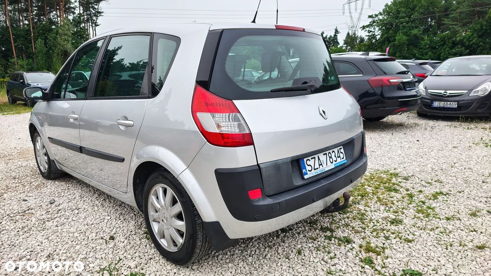 Renault Scenic - 10