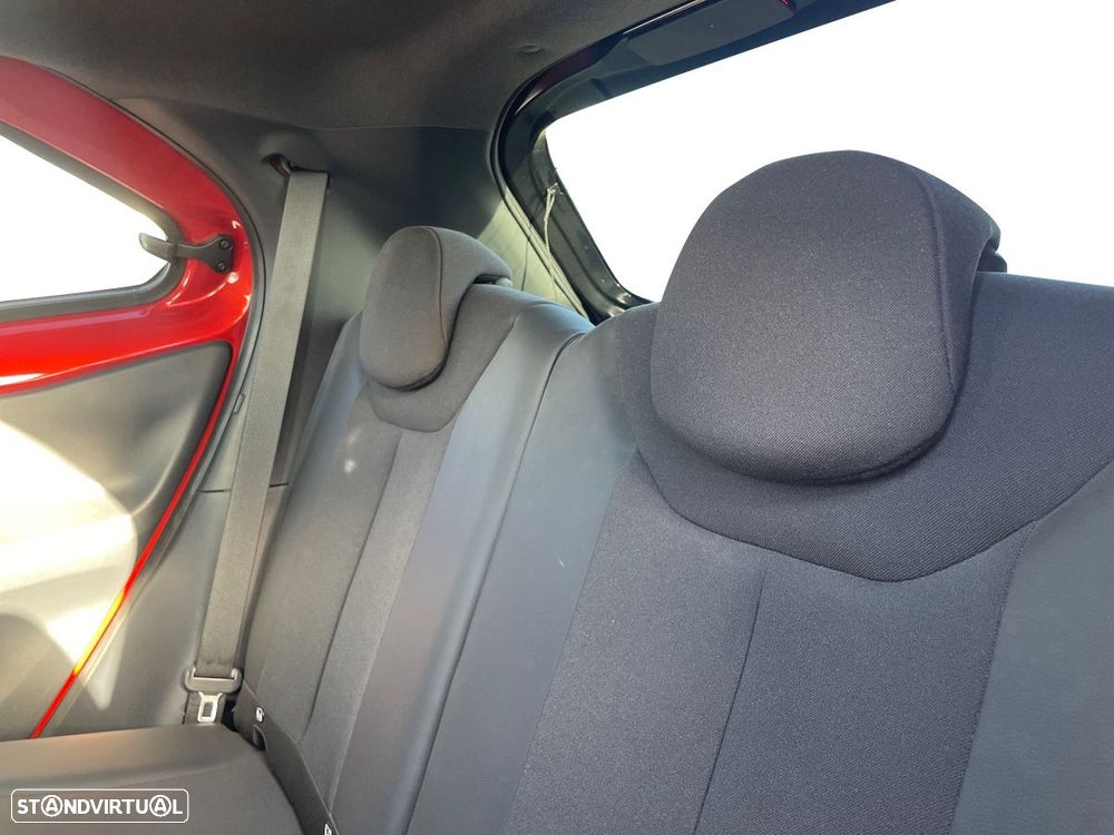 Toyota Aygo X 1.0 Envy - 10