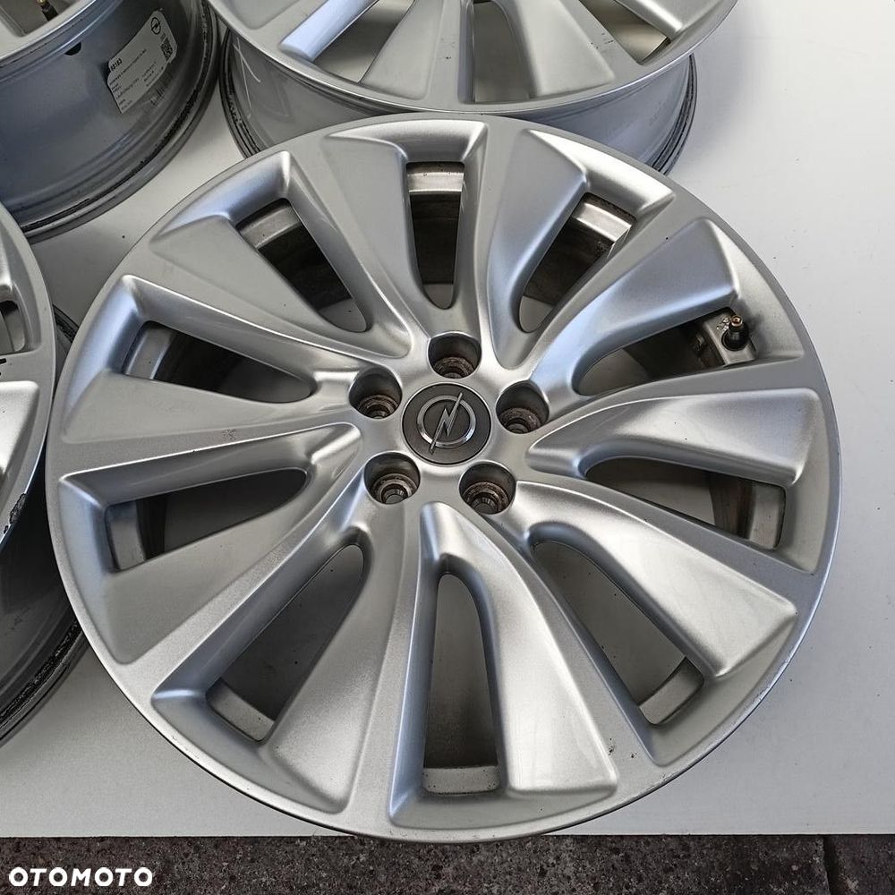 Alufelgi 5x108 19 Opel Grandland X YP00064580 4szt (H625) - 5