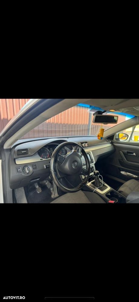 Volkswagen Passat 2.0 TDI Comfortline - 6