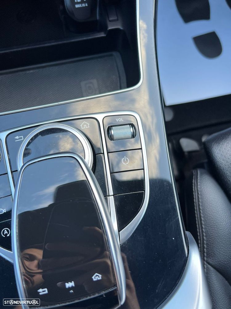 Mercedes-Benz C 200 - 33