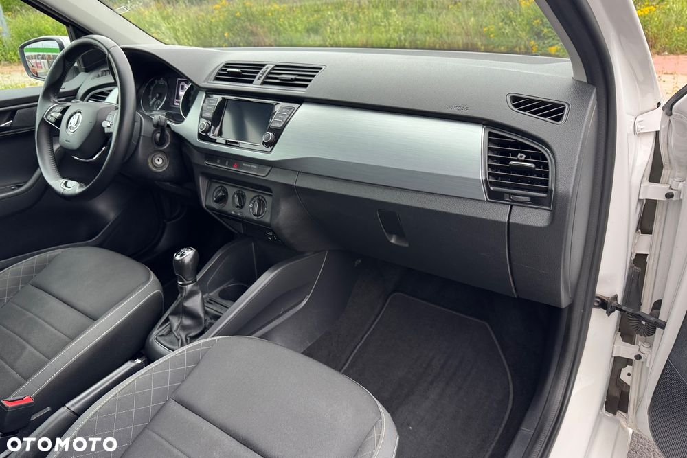 Skoda Fabia 1.0 TSI Ambition - 33