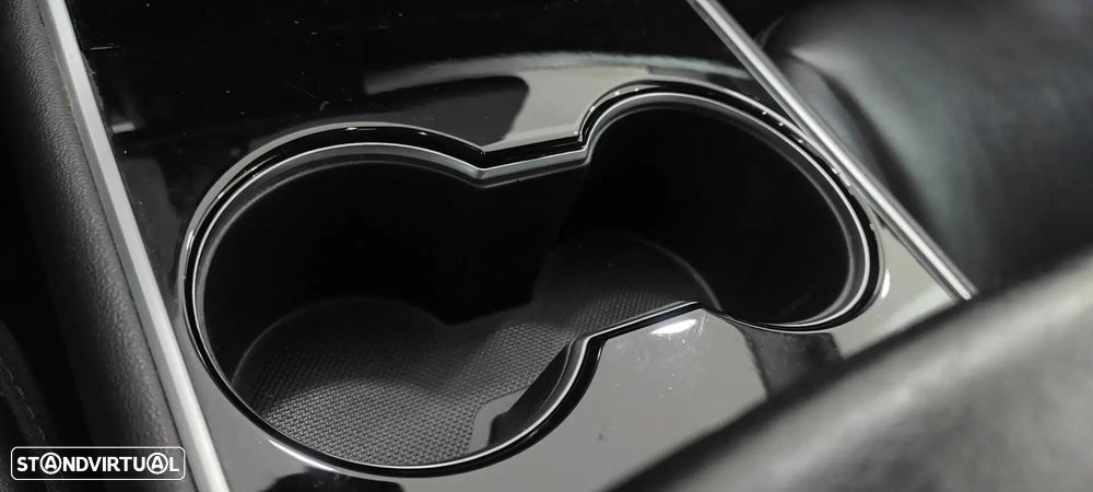 Tesla Model 3 Standard RWD - 33