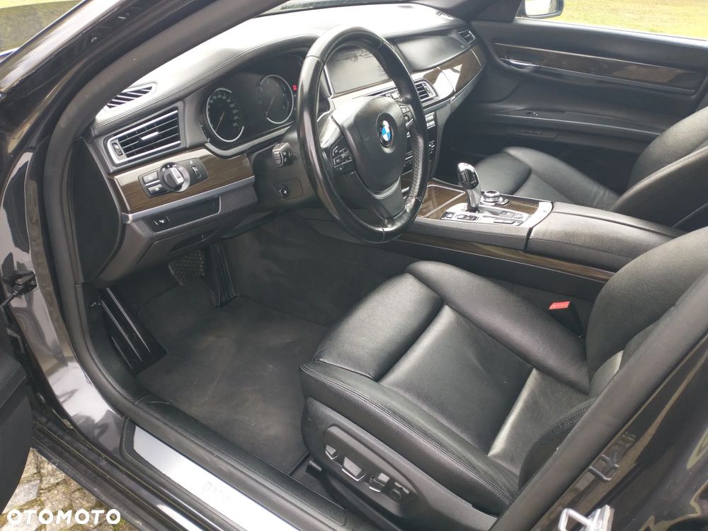 BMW Seria 7 730Ld - 7