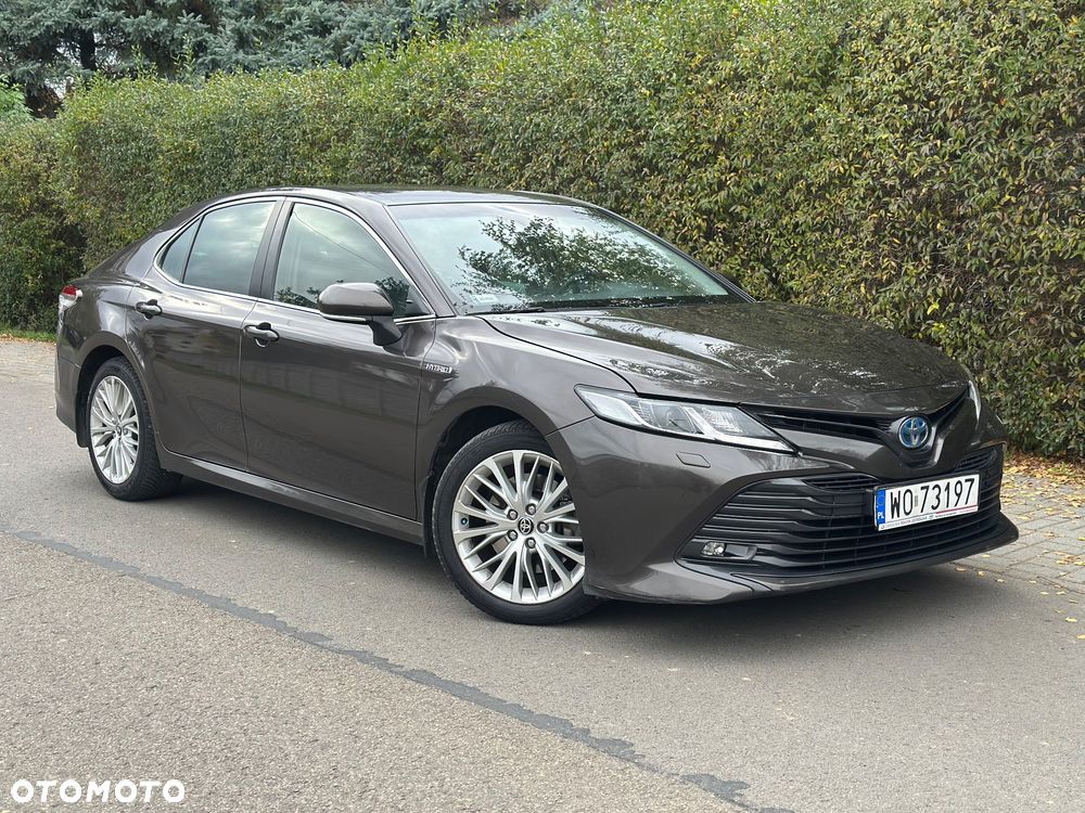 Toyota Camry 2020 photo 2