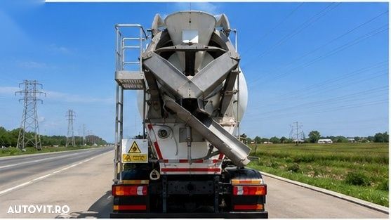 Mercedes-Benz Arocs - 4
