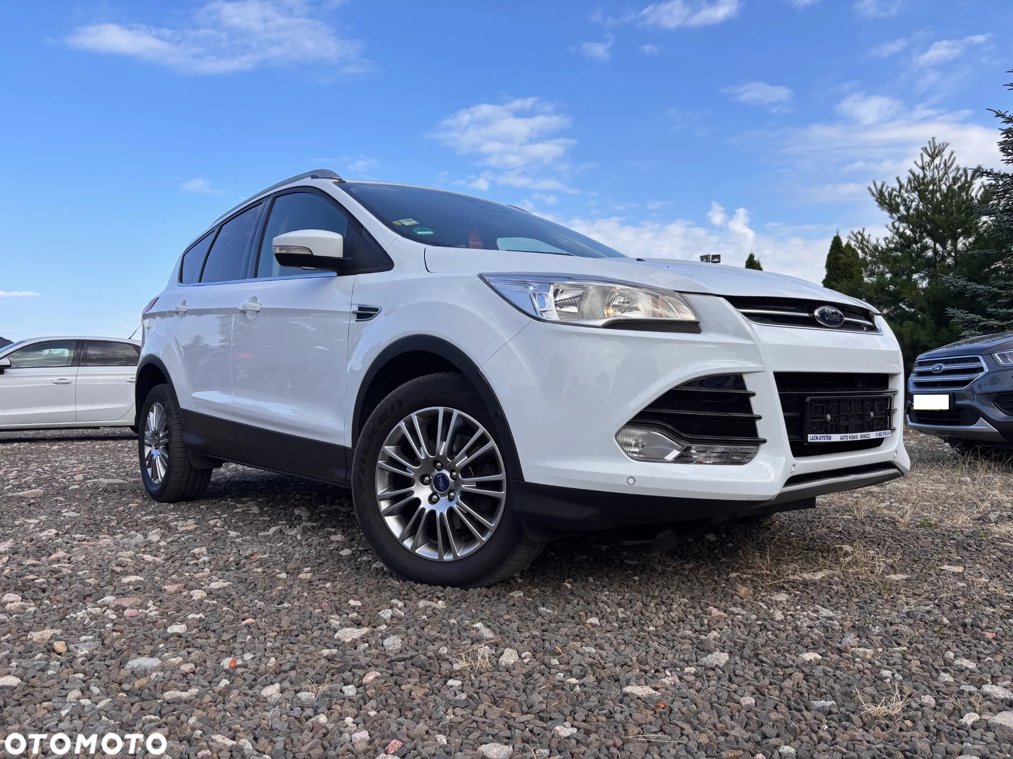 Ford Kuga 1.6 EcoBoost 2x4 Titanium - 2