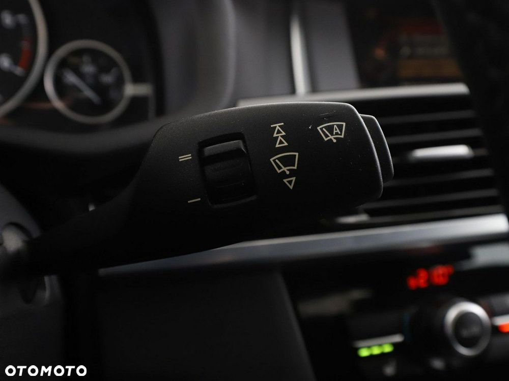 BMW X4 xDrive20d - 33