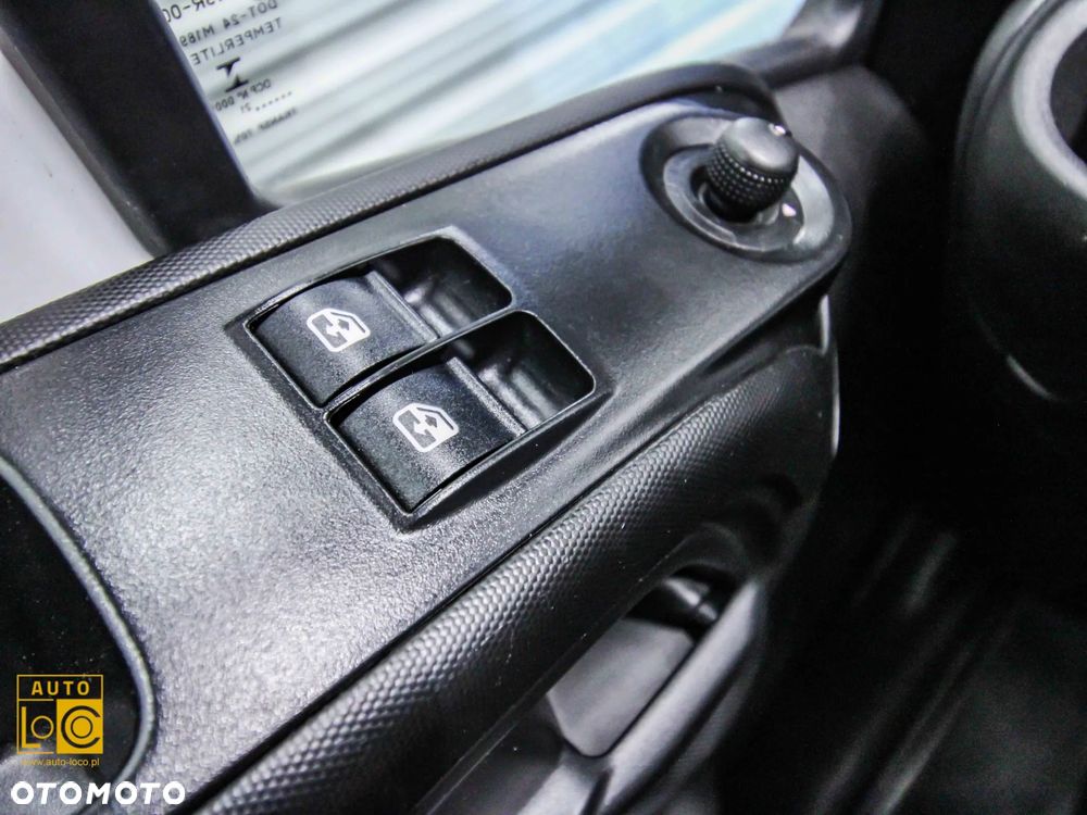 Iveco DAILY MAXI 3,0D 35S18 + BRYGADÓWKA 7 OSÓB - HAUSER !!! - 23