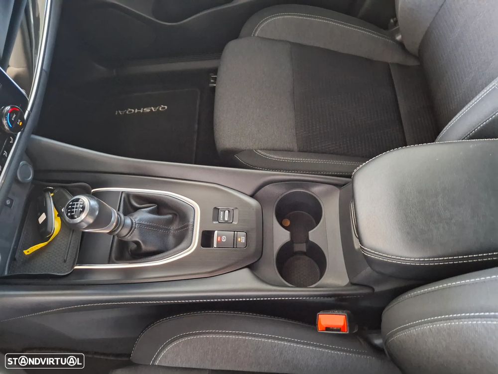 Nissan Qashqai 1.3 DIG-T N-Connecta LED - 16