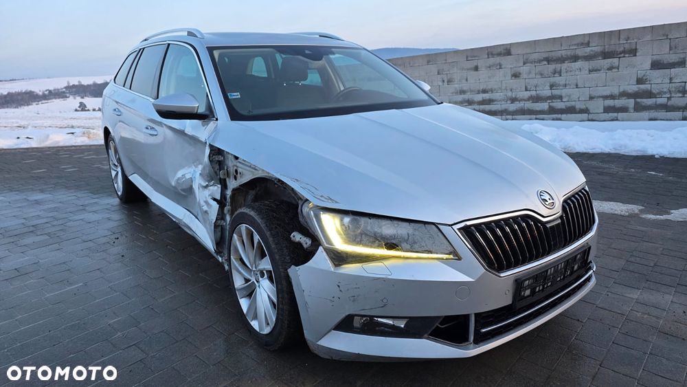 Skoda Superb 2.0 TDI 4x4 Style DSG - 3