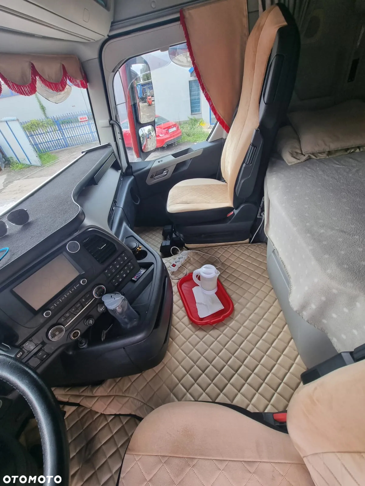 Ford F-MAX - 12