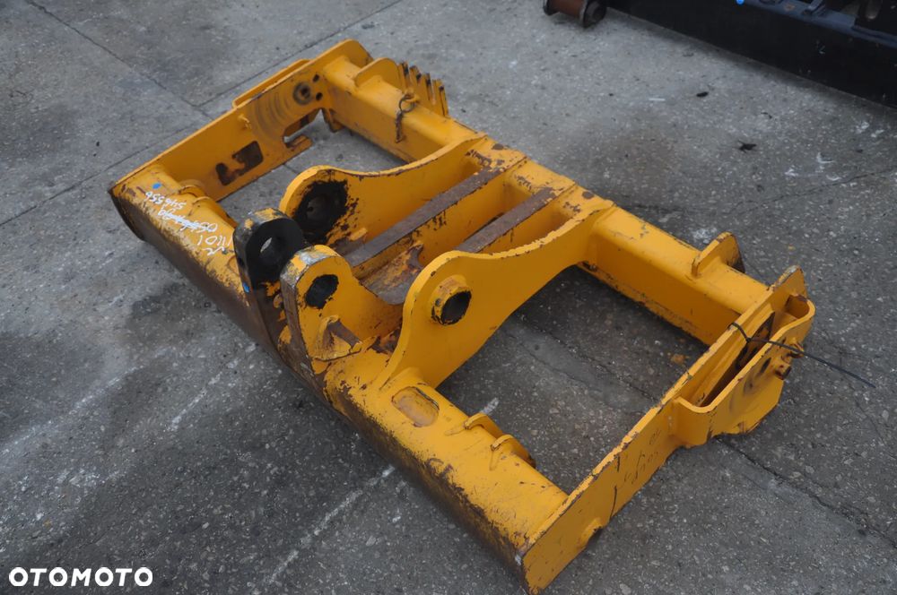 Karetka Q-Fit JCB 531 541 540 535 - 2