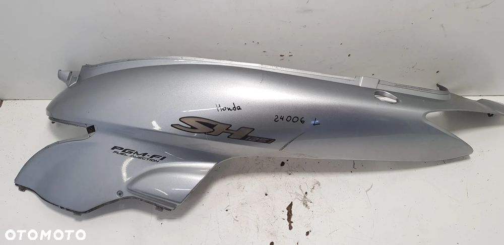 Honda SH 125 Lewy Bok Boczek Osłona Owiewka Ogon - 1