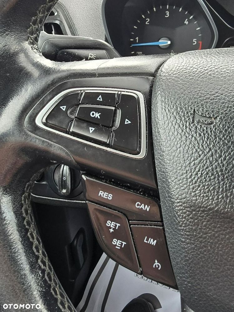 Ford Grand C-MAX - 31