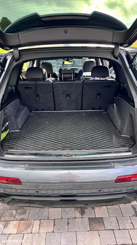 Audi Q7 - 15