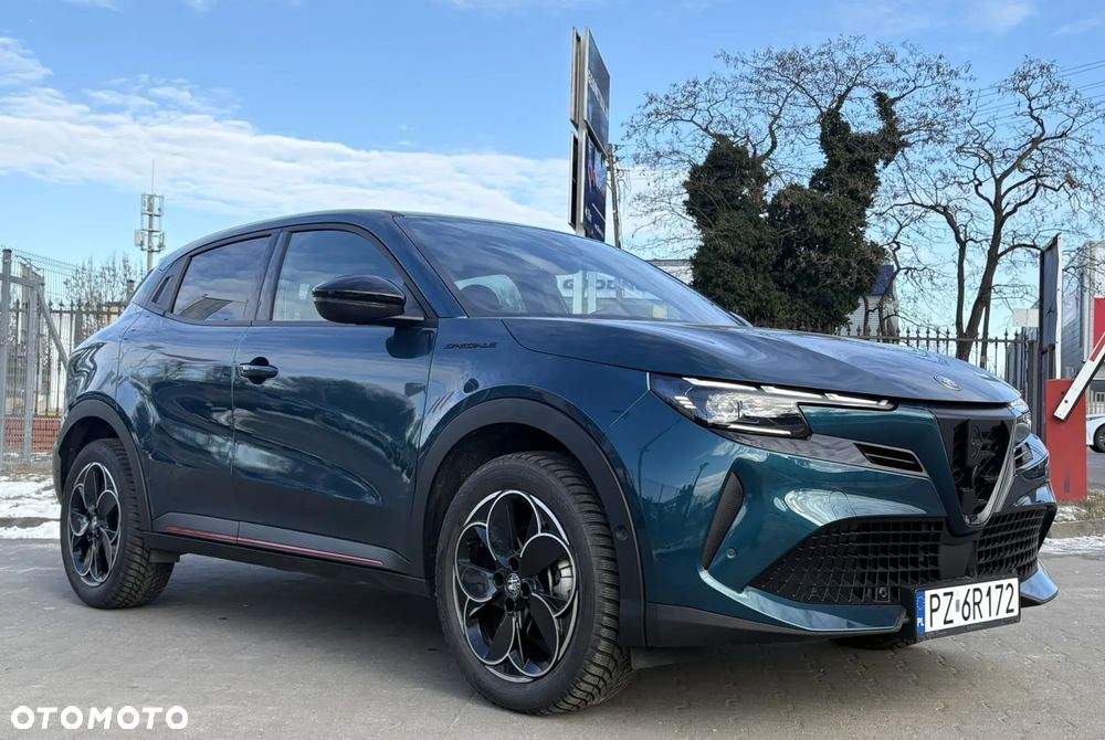 Alfa Romeo Junior 1.2 mHEV Ibrida Speciale eDCT - 3