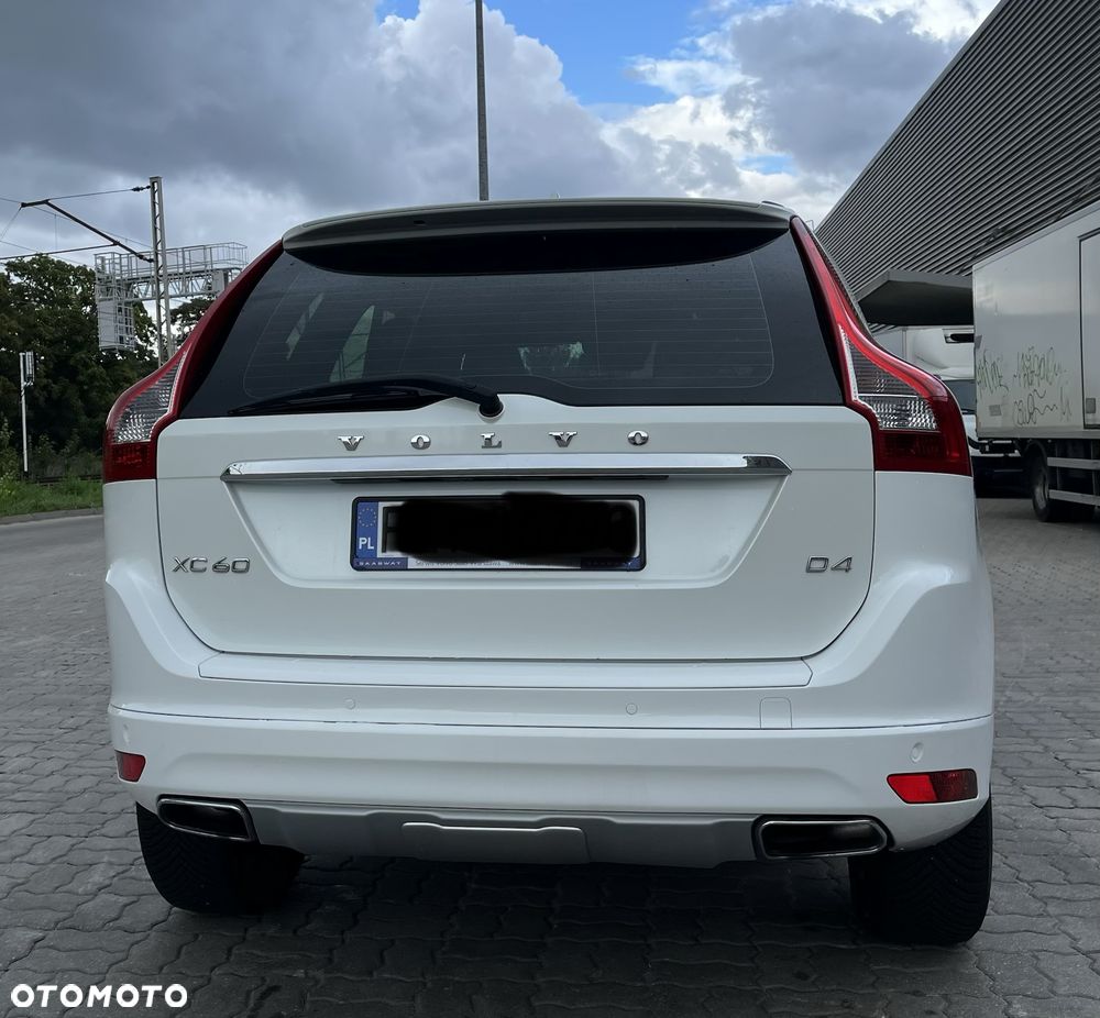Volvo XC 60 D4 Drive-E Ocean Race - 6