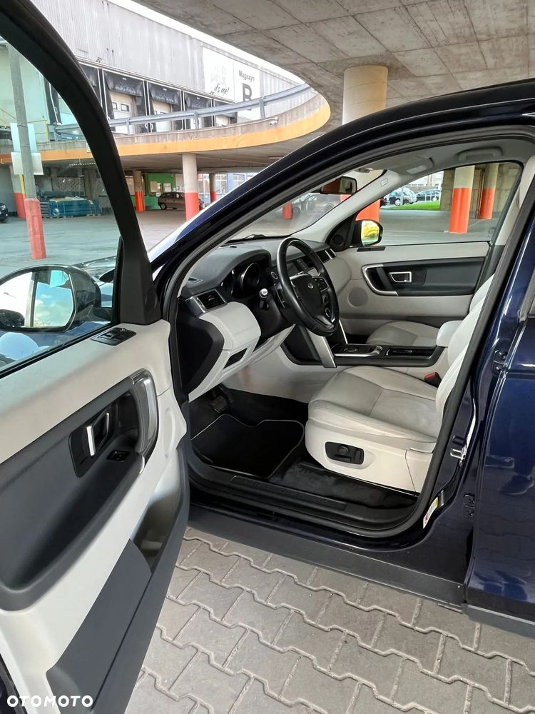 Land Rover Discovery Sport 2.0 Si4 SE - 27