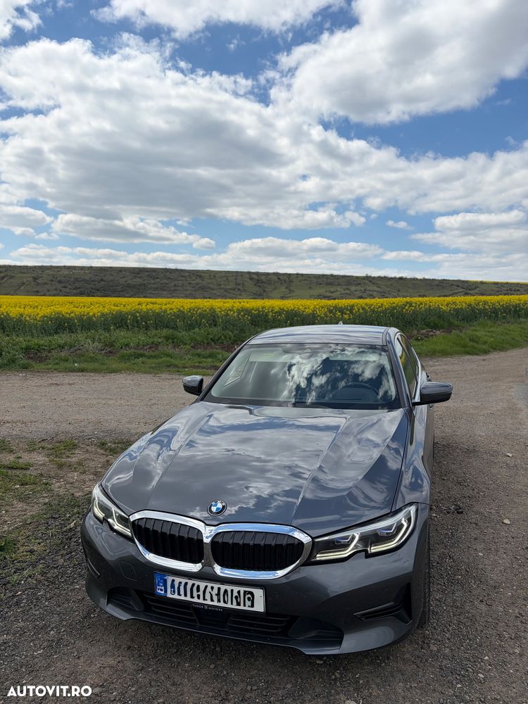 BMW Seria 3 320d xDrive Aut. Luxury Line - 2