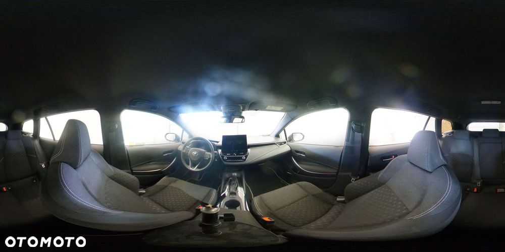 Toyota Corolla 1.8 Hybrid Comfort - 22