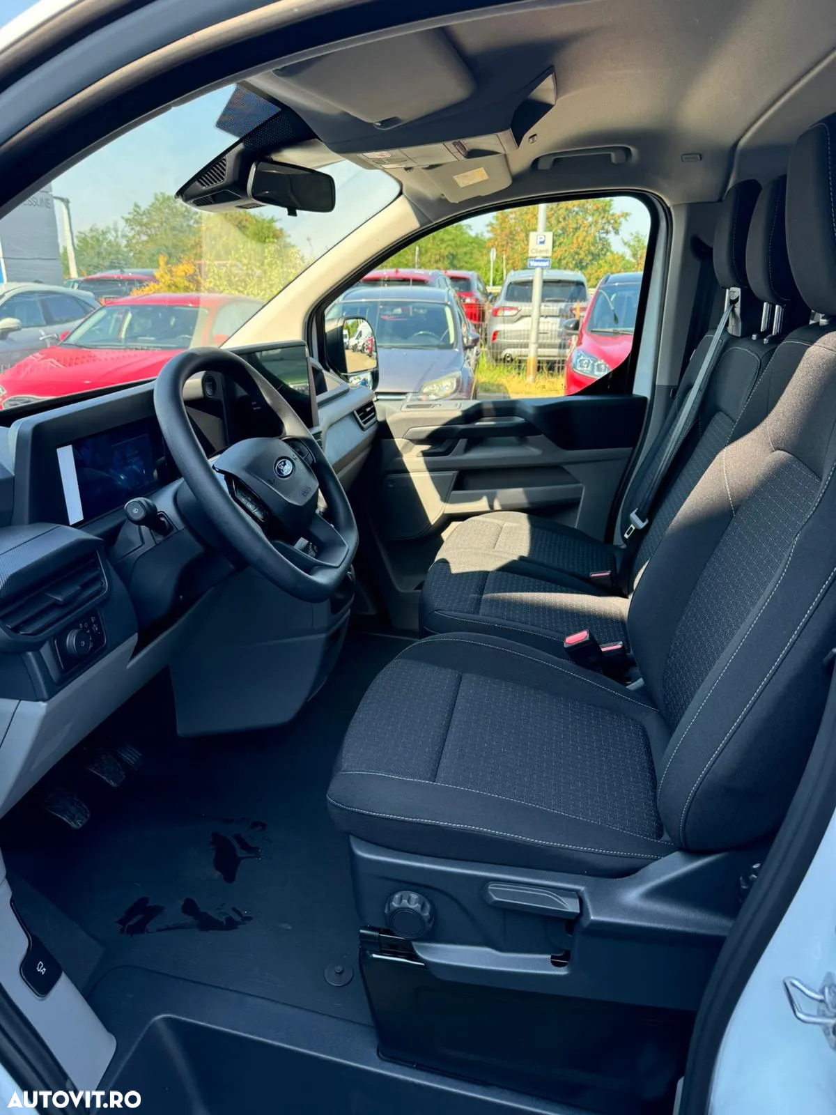 Ford Transit Custom - 13