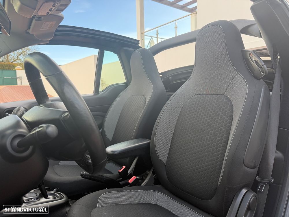 Smart Fortwo Cabrio EQ passion - 9