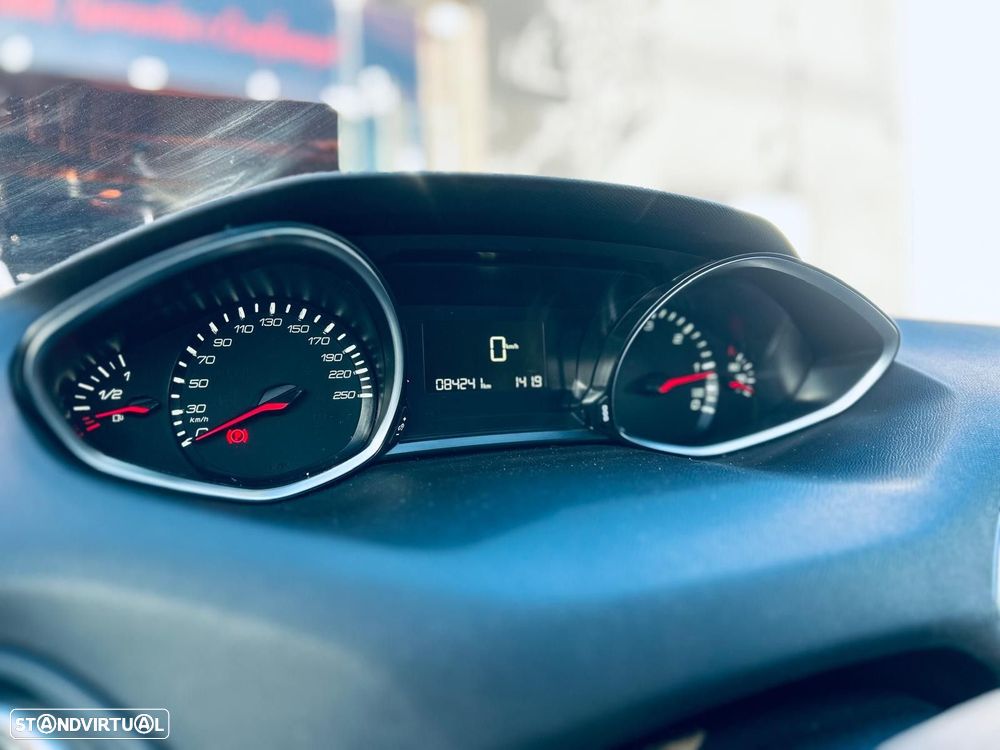 Peugeot 308 1.6 BlueHDi Allure - 19