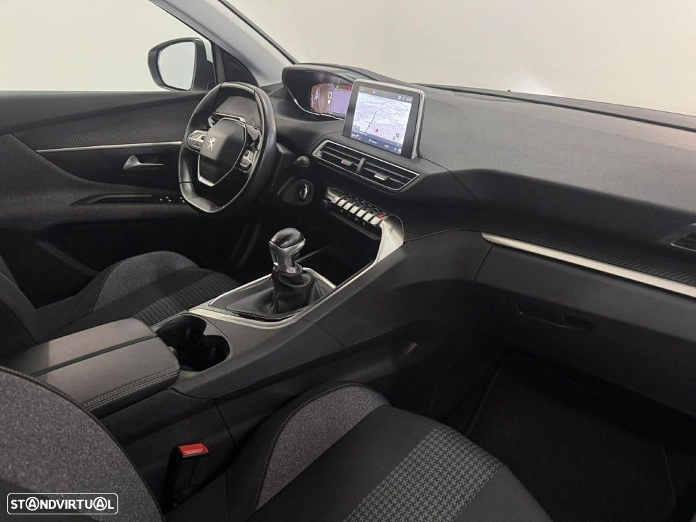 Peugeot 3008 1.5 BlueHDi Active - 12