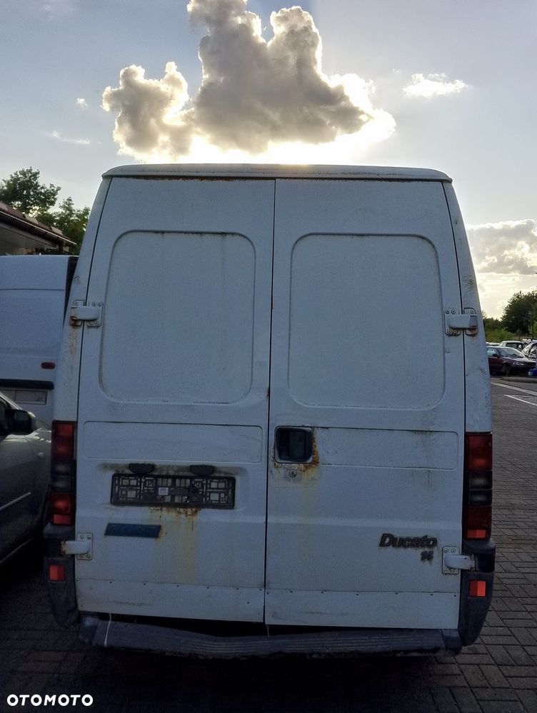 Fiat Ducato II (94-02r.) 2.8D 87KM. Silnik Skrzynia lakier .Cały na części. GWARANCJA !!! Przód Tył Zestaw Komplet Drzwi Klapa Zderzak Błotnik Maska Grill Atrapa Szyba Pas Lampa Lusterko Boczki Fotel Kanapa Kokpit Deska Rozdzielcza Przełącznik Włącznik Sterownik Przewody Wiązka Instalacja Moduł Komputer Czujnik Listwa Pompa Alternator Wtryski Głowica Rozrusznik Kompresor Sprzęgło Dwumas Silnik Skrzynia ABS Klimatyzacji Paliwa Wspomagania Kolektor Turbina Przepustnica Zawór Chłodnica Koło Hak Belka Sanki Zawieszenie Mcpherson Półoś Amortyzator Wydech Tłumik Zacisk Most - 3