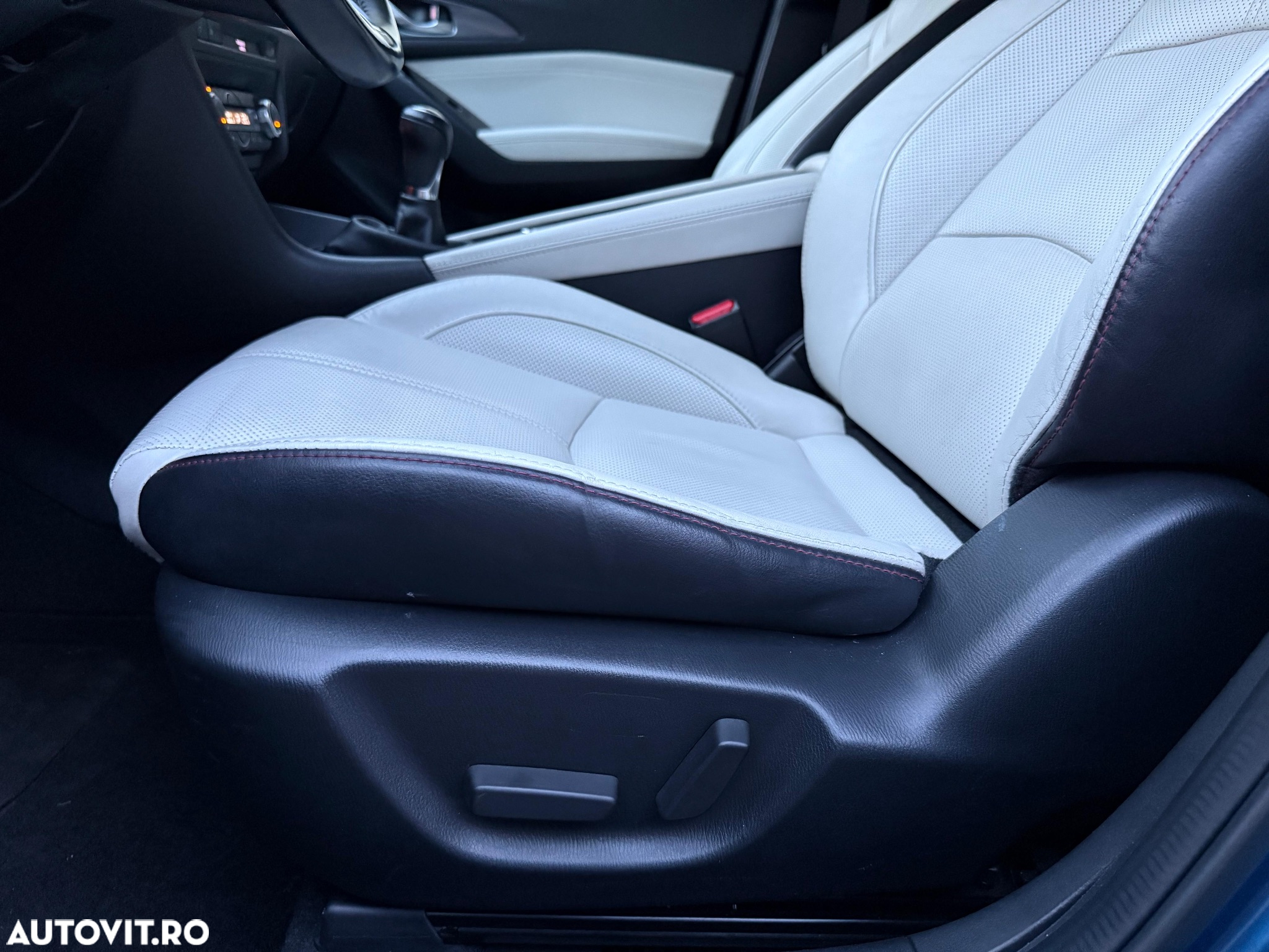Mazda 3 SKYACTIV-G 165 Exclusive-Line - 13