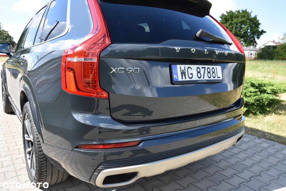 Volvo XC 90 - 7
