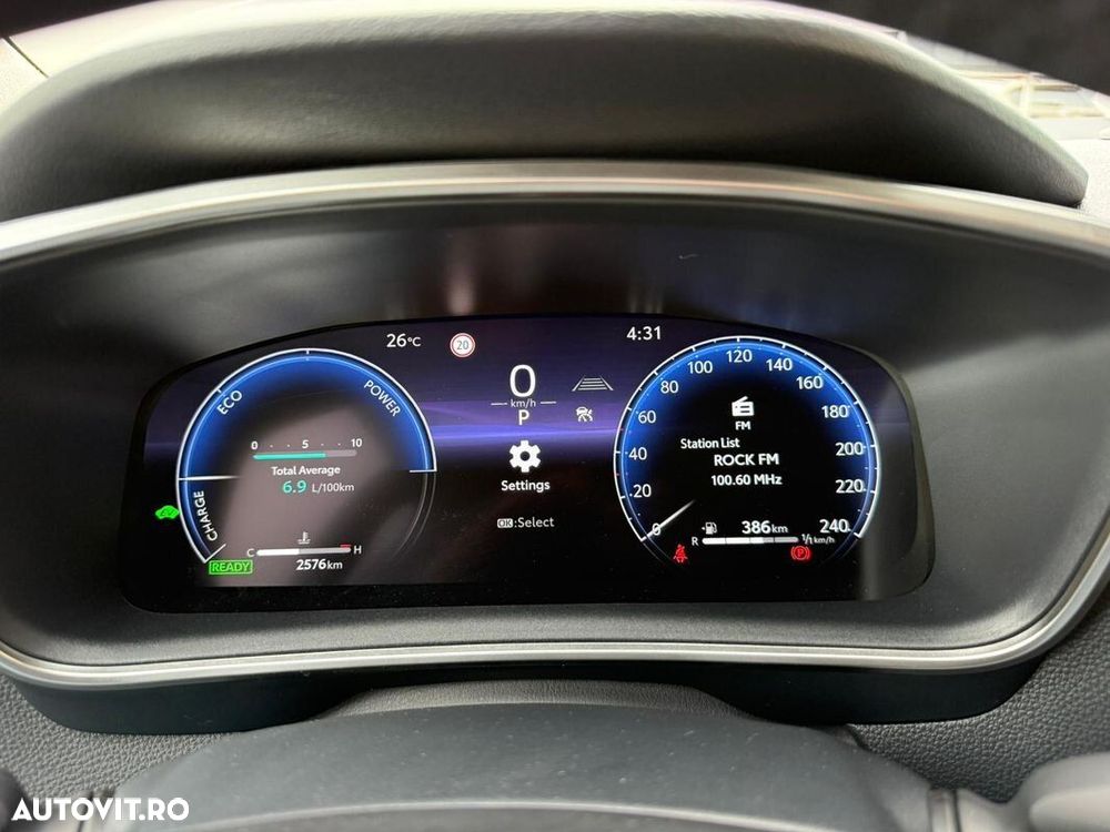 Toyota Corolla 1.8 HSD Dynamic - 29
