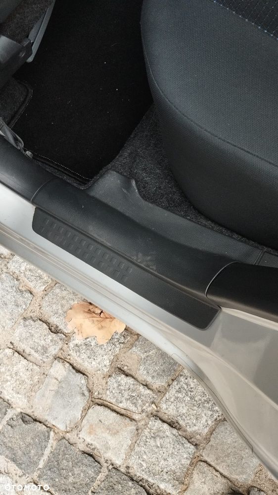 Suzuki Swift 1.3 DDiS Club - 11