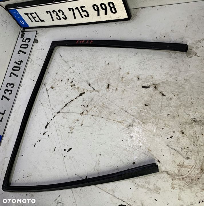 USZCZELKA SZYBY PODWÓJNEJ TYLNA LEWA BMW E39 - 2
