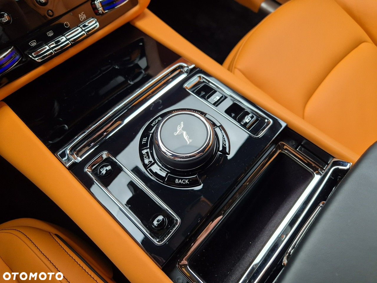 Rolls-Royce Spectre - 22