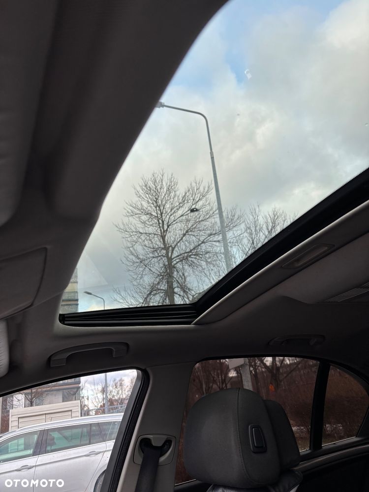 BMW Seria 5 520d - 18