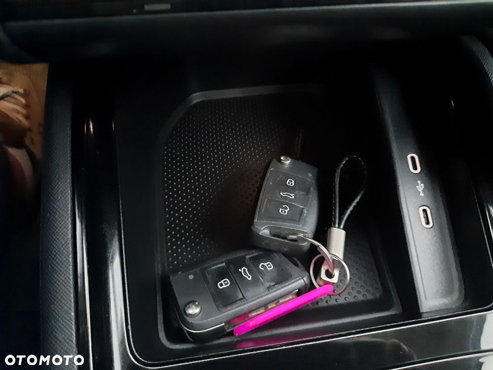 Skoda Kamiq 1.0 TSI Style DSG - 38