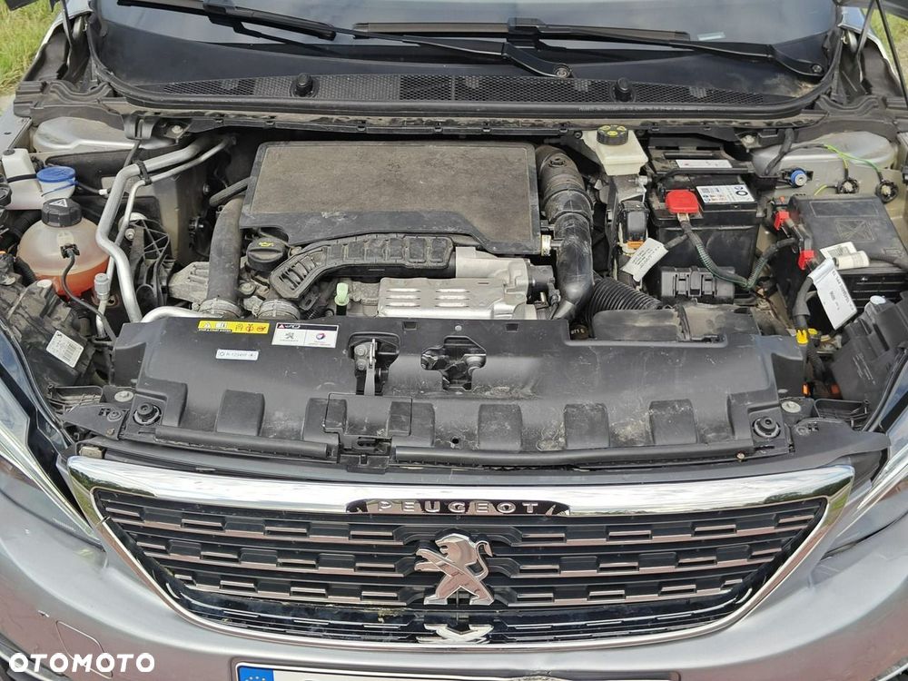 Peugeot 308 - 23