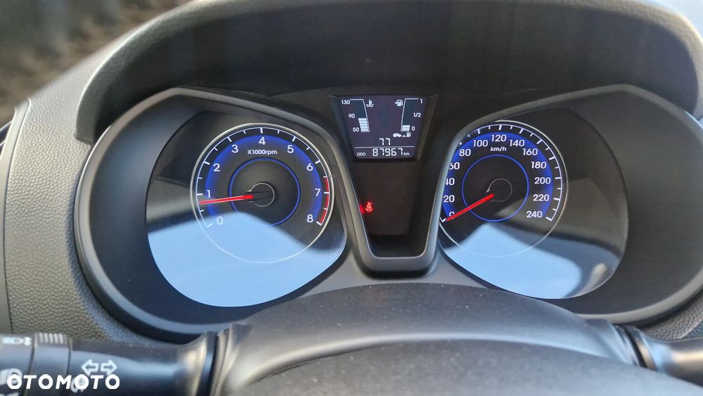 Hyundai ix20 1.4 blue Passion - 17