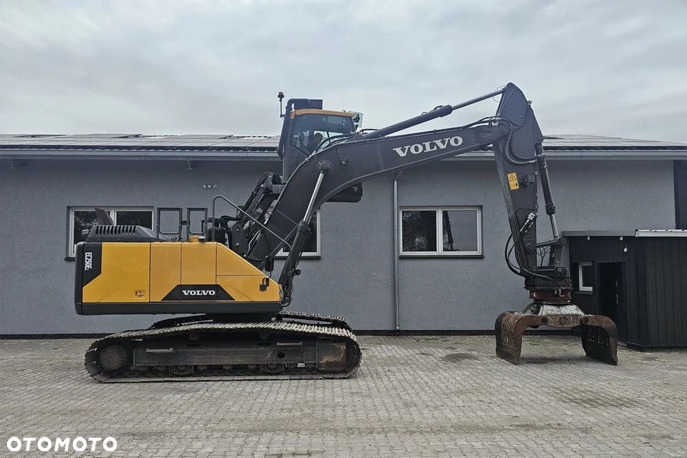 Volvo EC250EL Podnoszona Kabina - 9