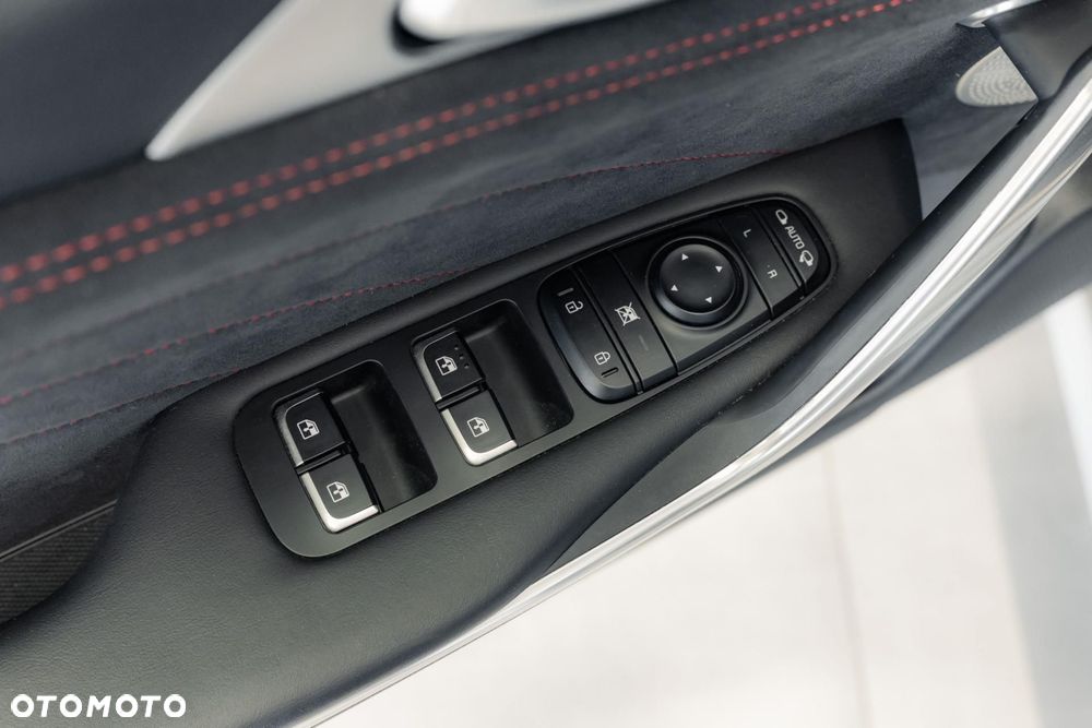 Kia Stinger 3.3 T-GDI V6 GT AWD - 33
