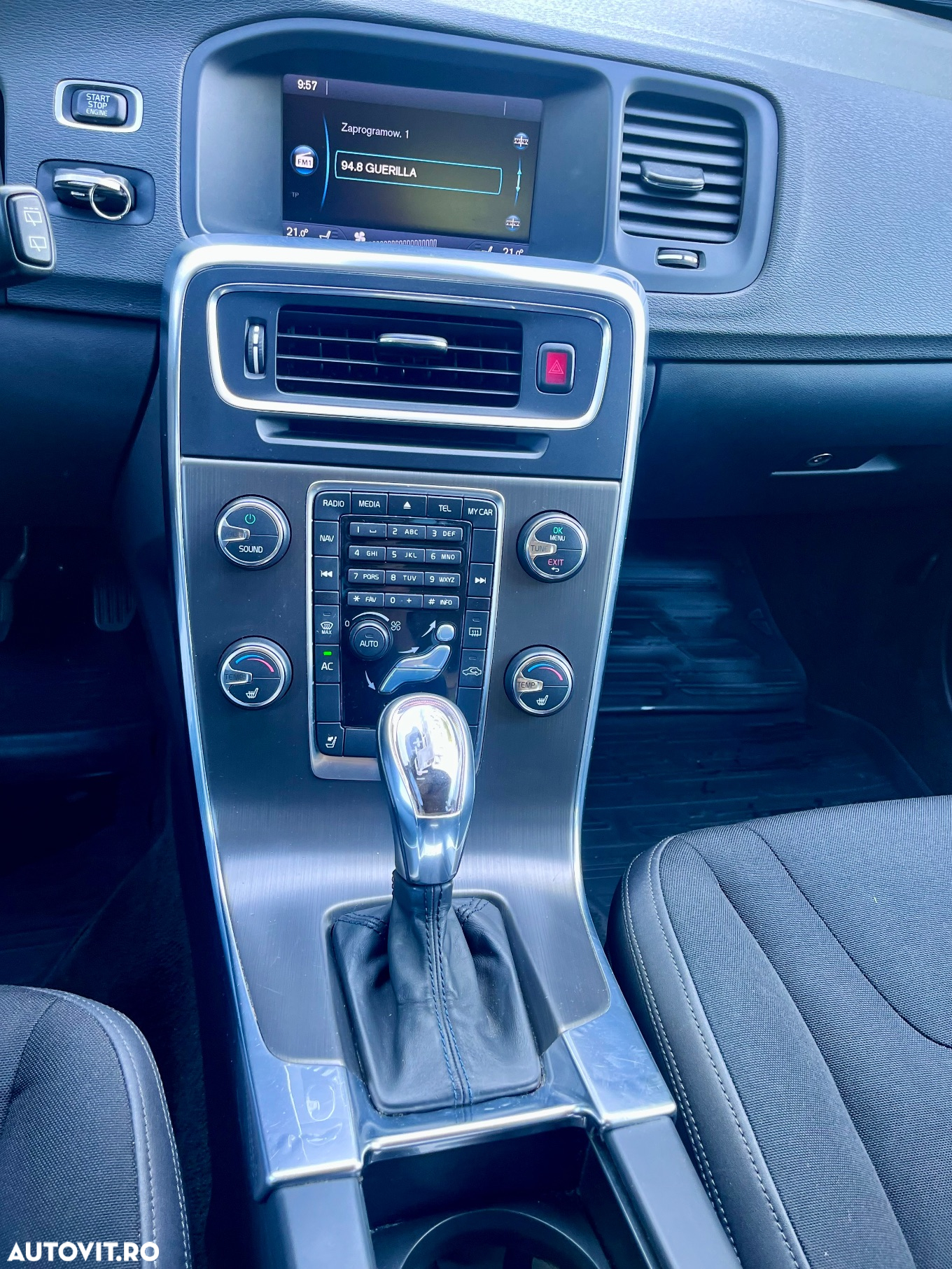 Volvo V60 D4 Start-Stop Basic - 14