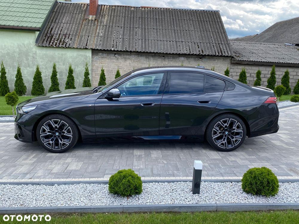 BMW Seria 5 520d xDrive - 3