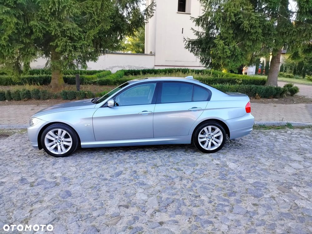 BMW Seria 3 320i Edition Lifestyle - 6