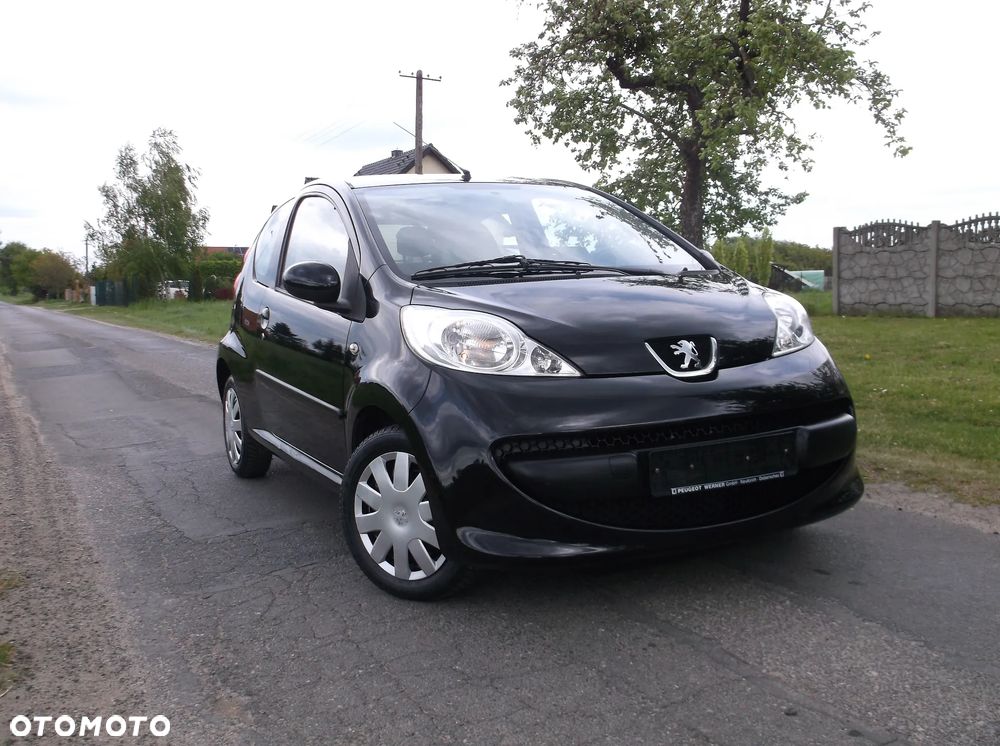 Peugeot 107 - 24