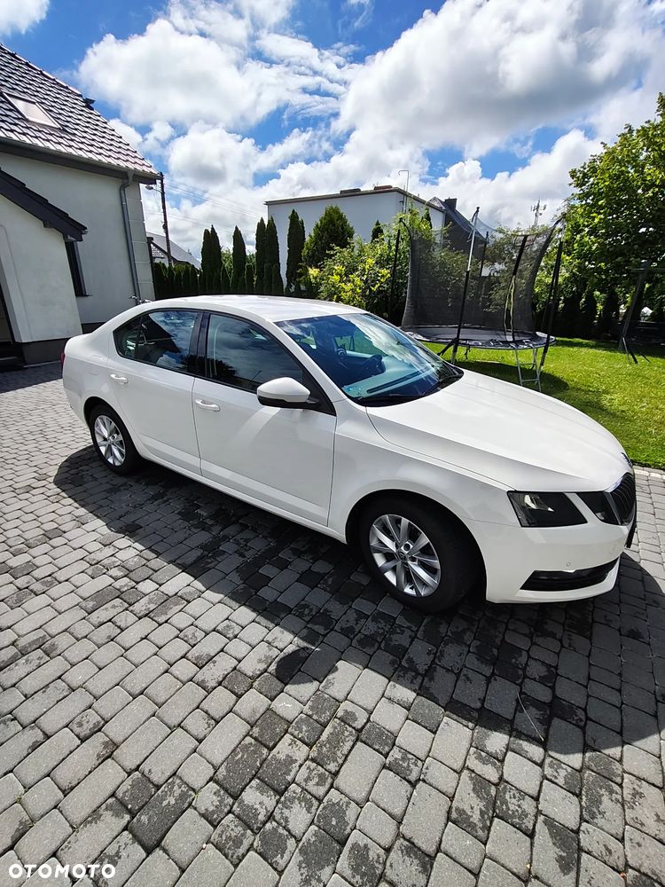 Skoda Octavia 2.0 TDI SCR Ambition DSG - 4